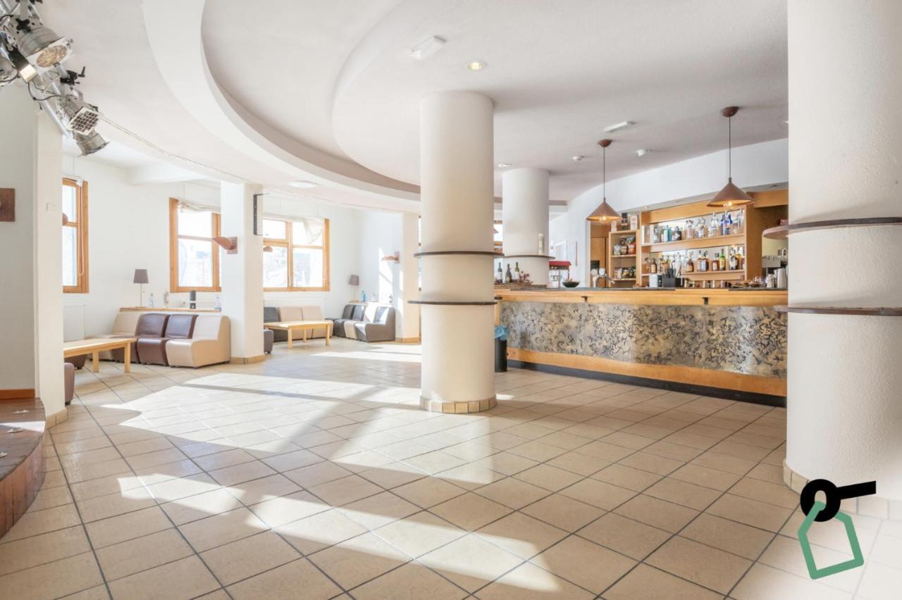 Hotiday Hotel Sestriere Bagian luar foto