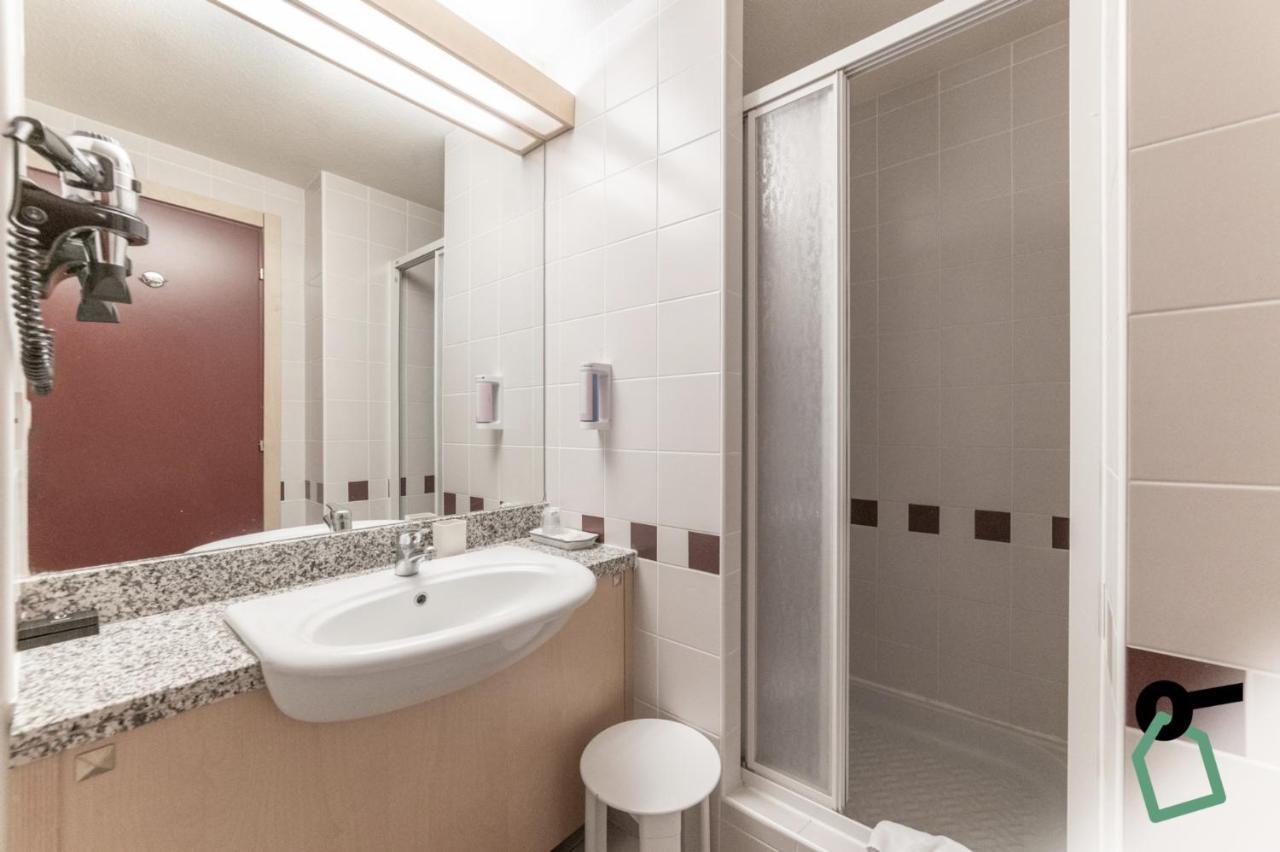 Hotiday Hotel Sestriere Bagian luar foto