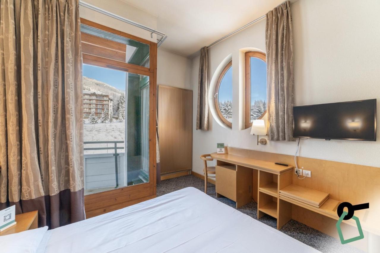 Hotiday Hotel Sestriere Bagian luar foto