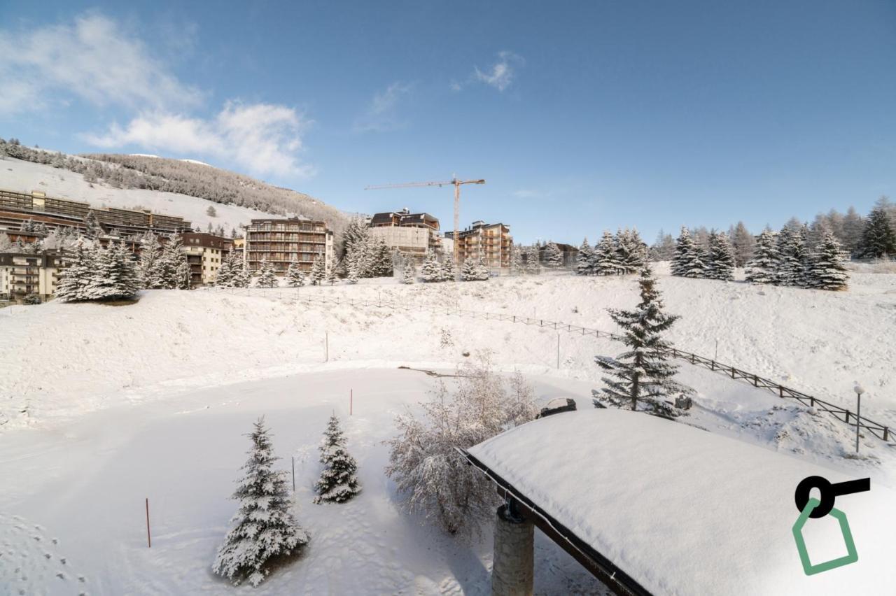 Hotiday Hotel Sestriere Bagian luar foto