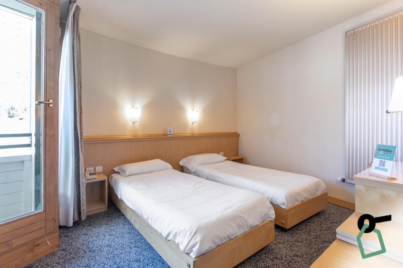 Hotiday Hotel Sestriere Bagian luar foto