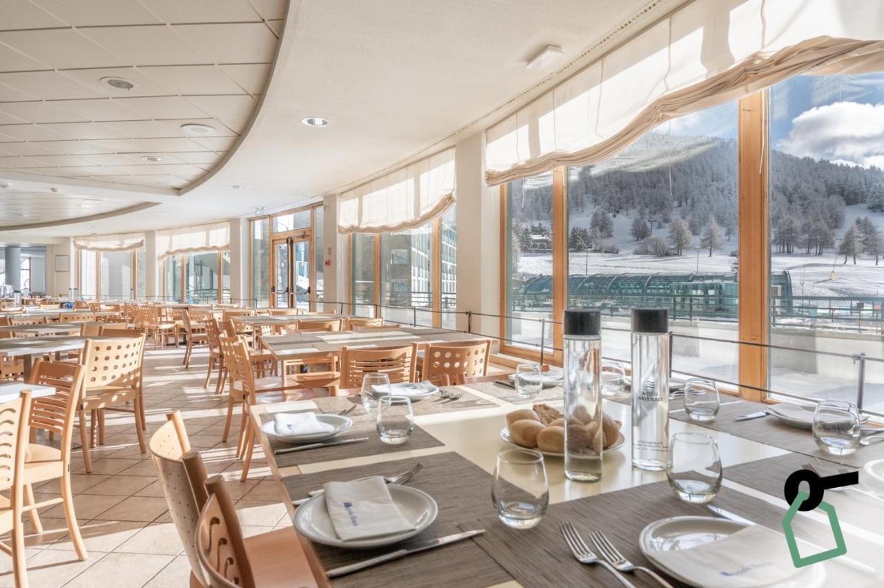 Hotiday Hotel Sestriere Bagian luar foto
